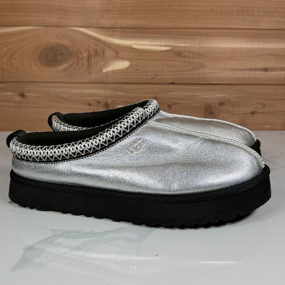 UGG Classic Metallic Slip On Mule Clog Shoes Women Silver Size 6 - Picture 13 of 15